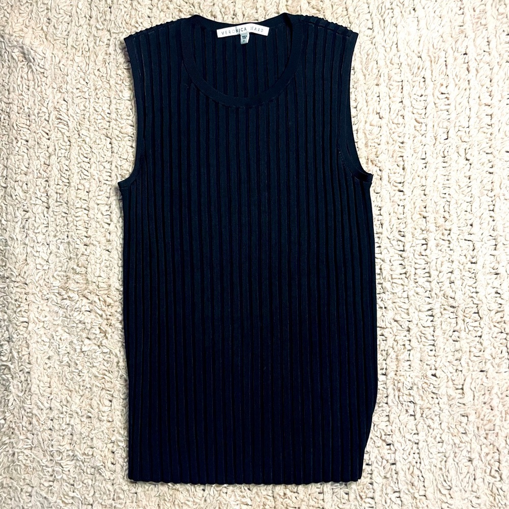 NWOT Aralia Sleeveless Shell (Small)
